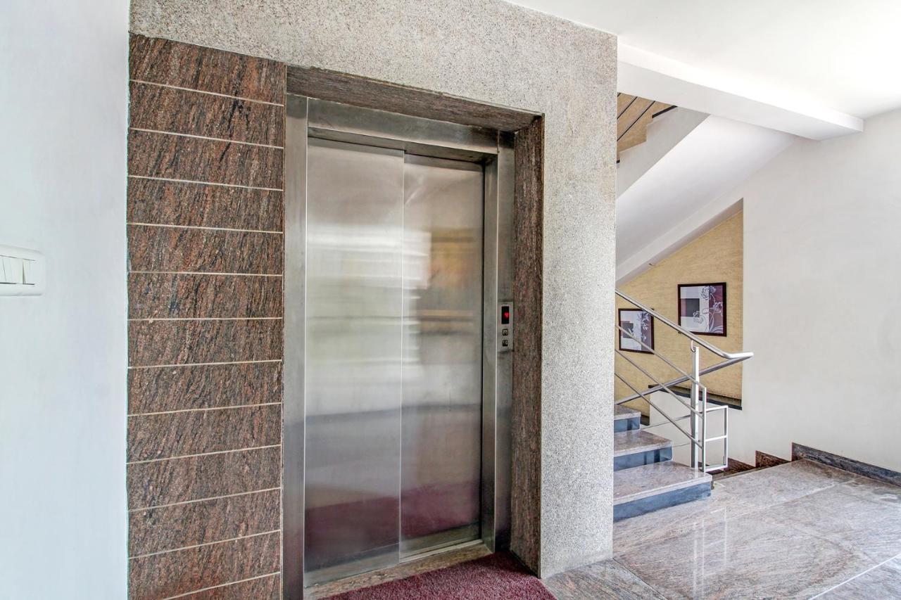 Fabhotel Hill View II Hitech City Хидерабад Екстериор снимка